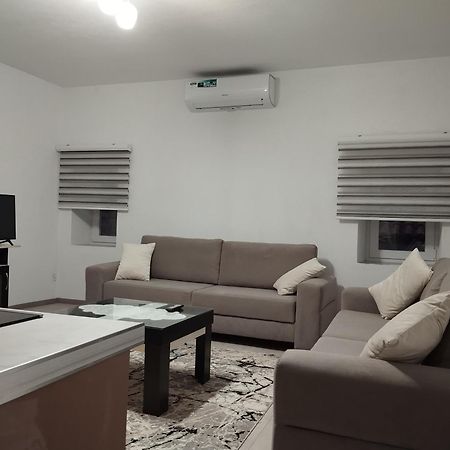 Erteo Guest House Pogradec Exterior foto